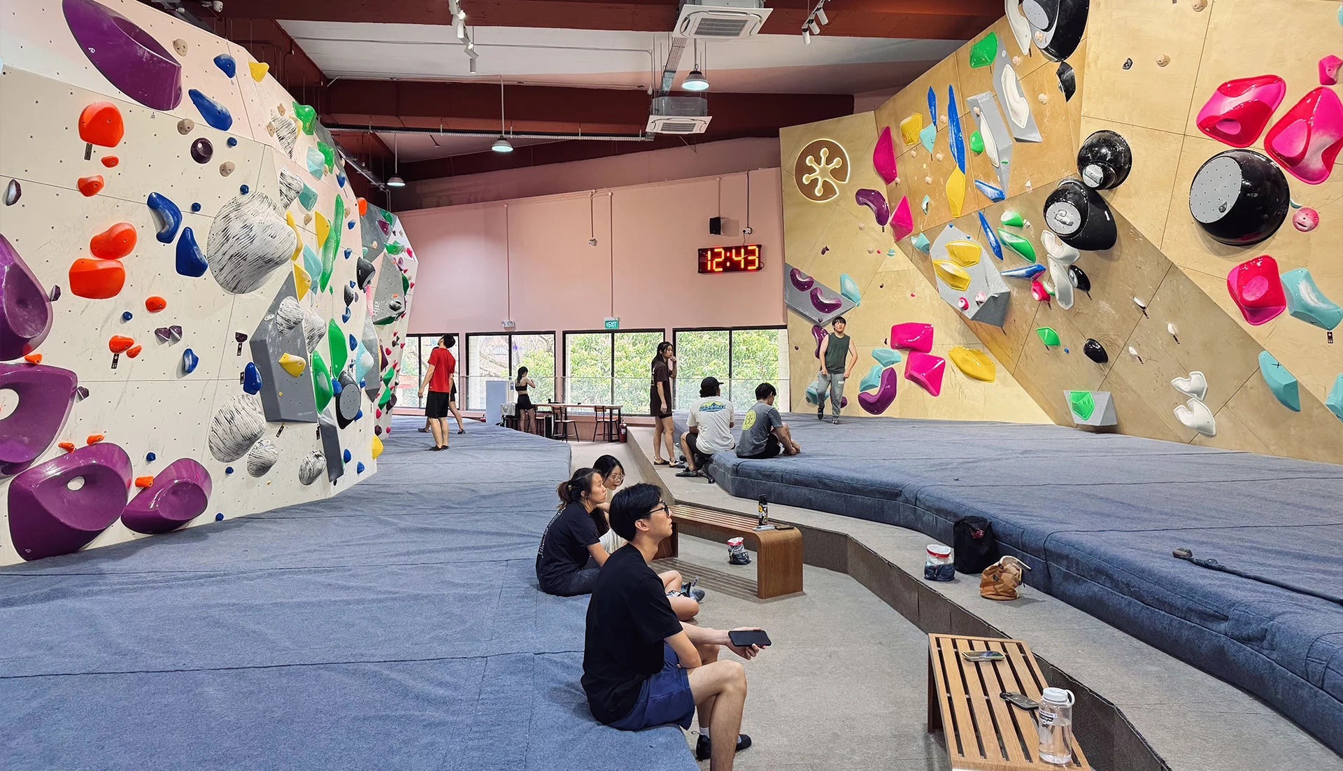 fitbloc Telok Ayer – Climbing Bouldering fitbloc Telok Ayer - Climbing Bouldering
